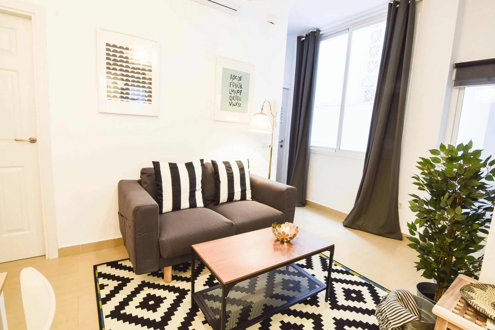 Letmalaga Center White Leilighet Eksteriør bilde