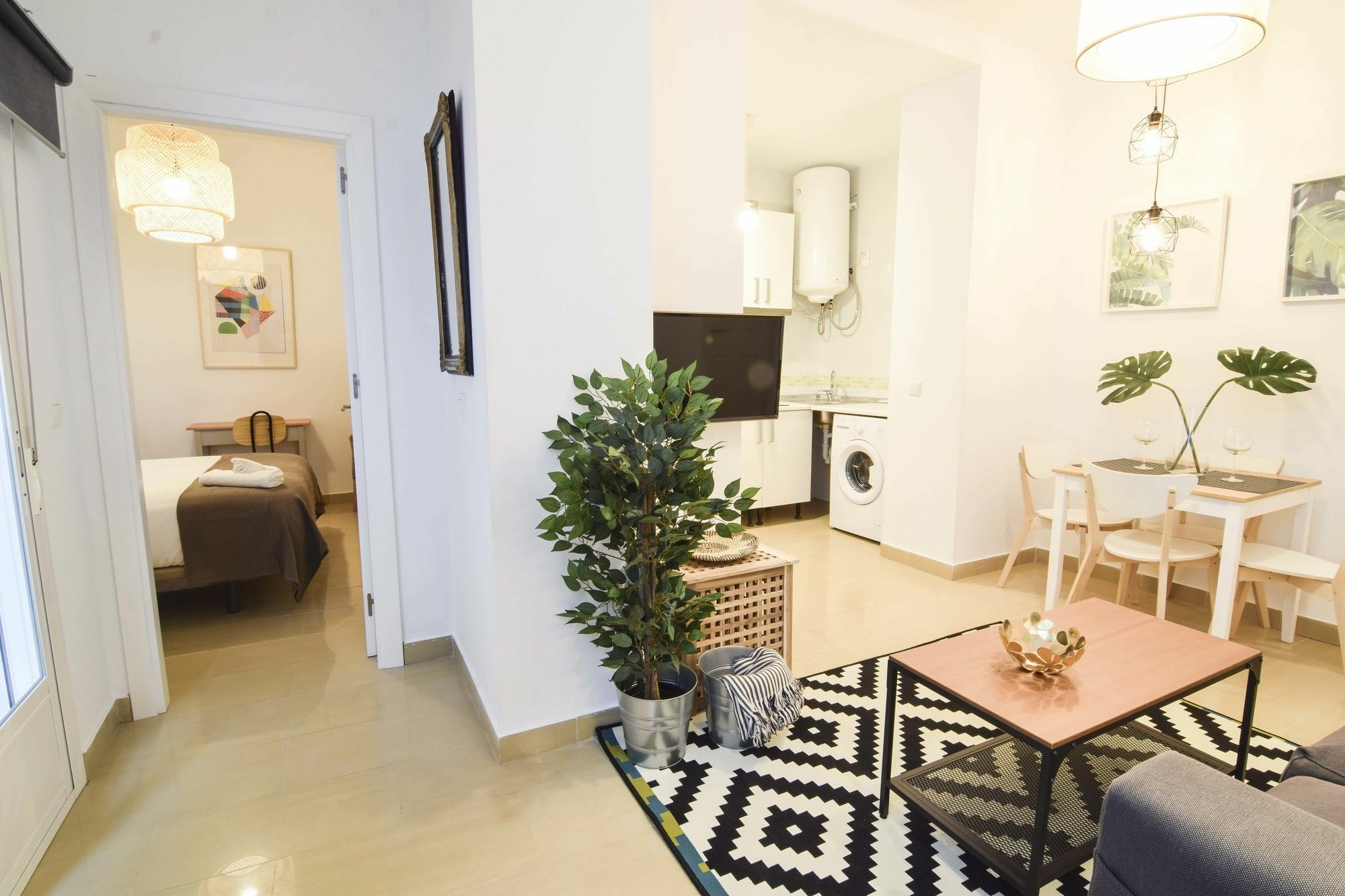 Letmalaga Center White Leilighet Eksteriør bilde
